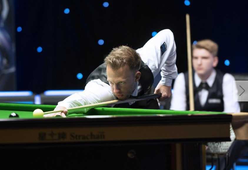 在两至三个 在两至三个